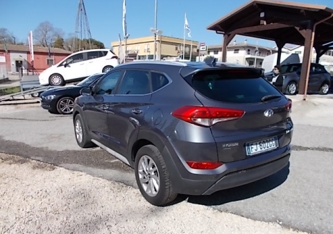 tucson 17crdi 141cv x-possible euro6 automatica 