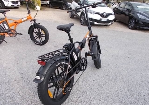 e-bike pedalata assistita