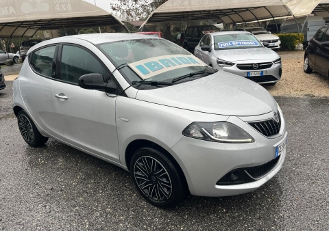 ypsilon 1000 ibrida gold ok neopatentati 