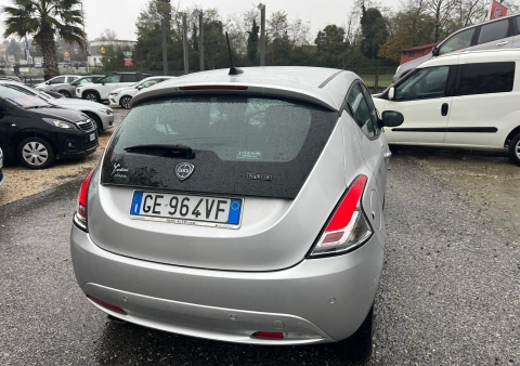 ypsilon 1000 ibrida gold ok neopatentati 