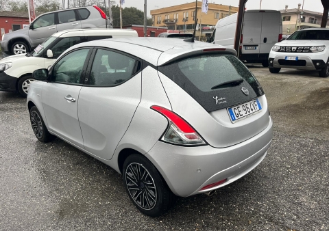 ypsilon 1000 ibrida gold ok neopatentati 