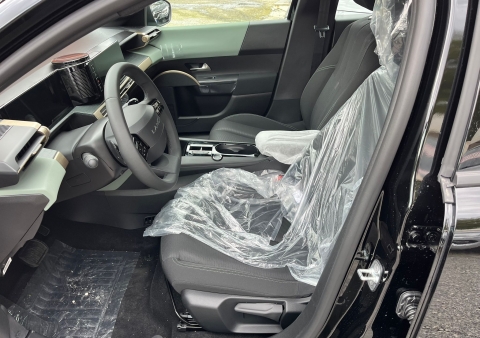 new lancia ypsilon ibrida