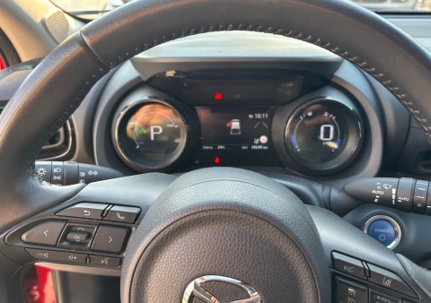 MAZDA2 15HYBRID AUTOMATICA FULL OPTIONAL
