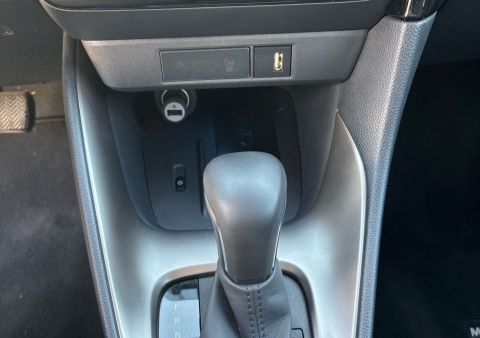 MAZDA2 15HYBRID AUTOMATICA FULL OPTIONAL