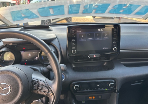 MAZDA2 15HYBRID AUTOMATICA FULL OPTIONAL