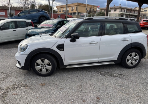 MINI COUNTRYMAN D COOPER D 150CV AUTOMATICA