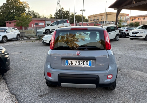 panda 1000 hybrid city life