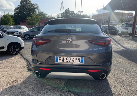 stelvio 22tdi 160cv business automatica