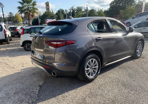 stelvio 22tdi 160cv business automatica