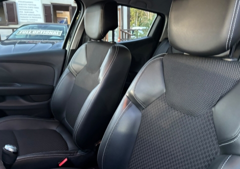 clio 15dci e6 moschino