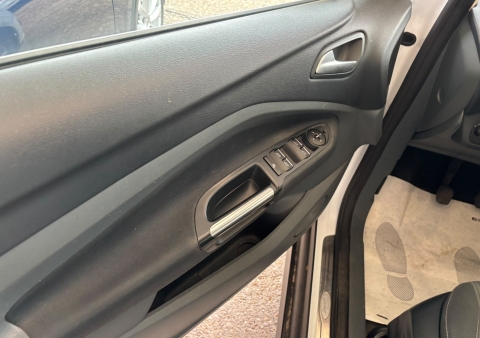 ford focus c-max 15tdci 115cv titanium e5