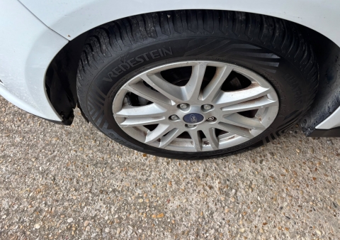 ford focus c-max 15tdci 115cv titanium e5