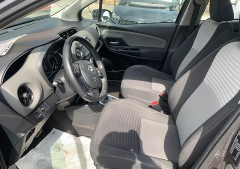 yaris 15 ibrida automatica active