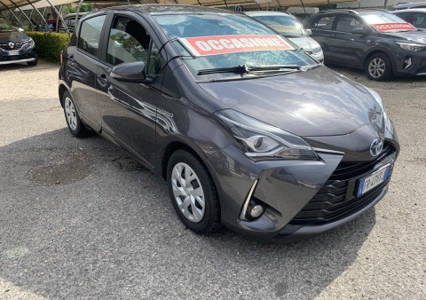 yaris 15 ibrida automatica active