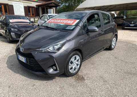 yaris 15 ibrida automatica active