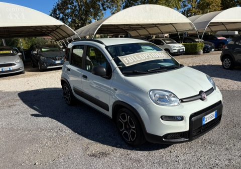 panda 1000 hybrid city life